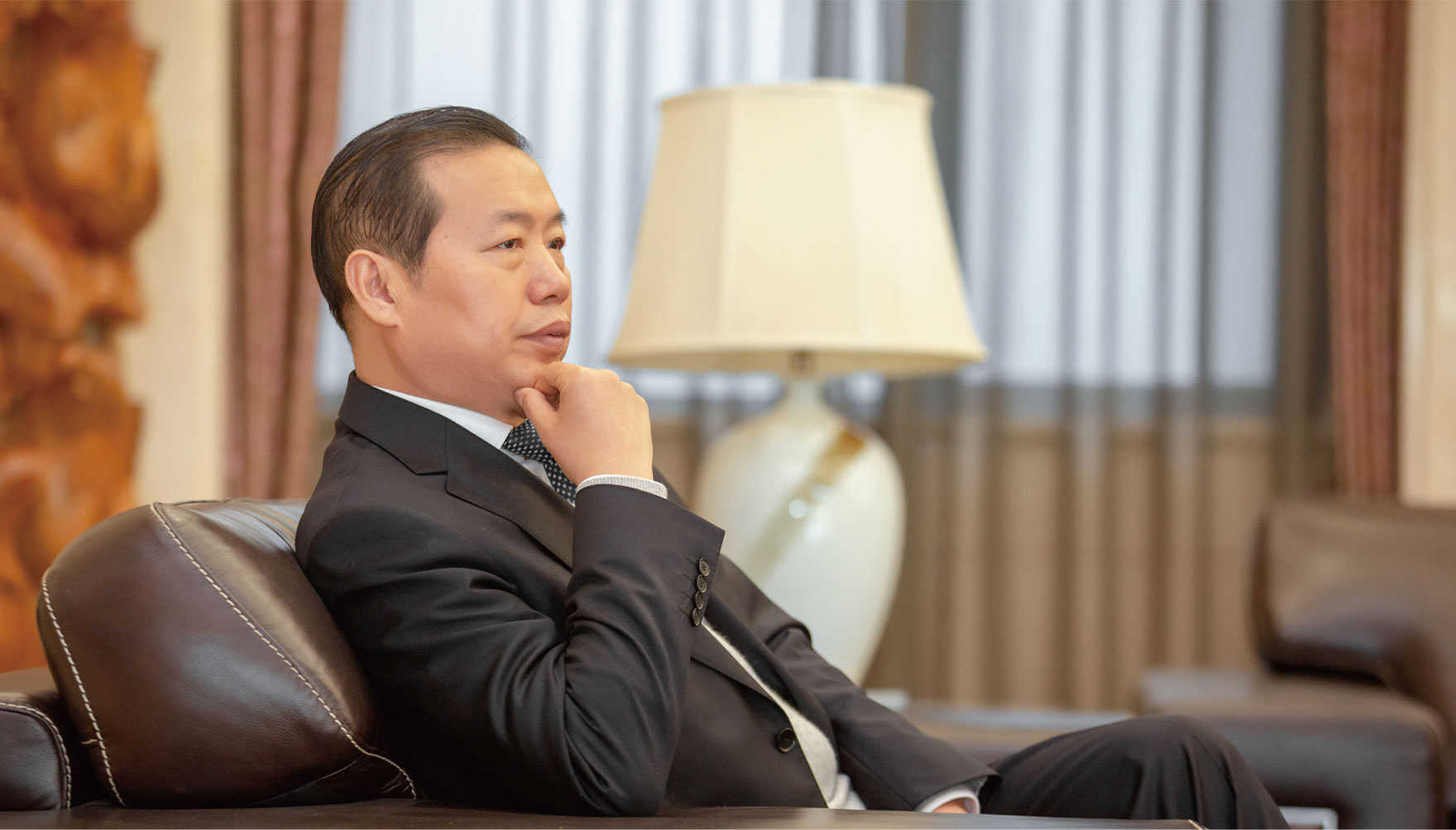 走進(jìn)淮海-董事長(zhǎng)介紹2_03